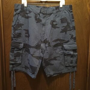 Men's Black & Gray Camo Cargo Shorts
